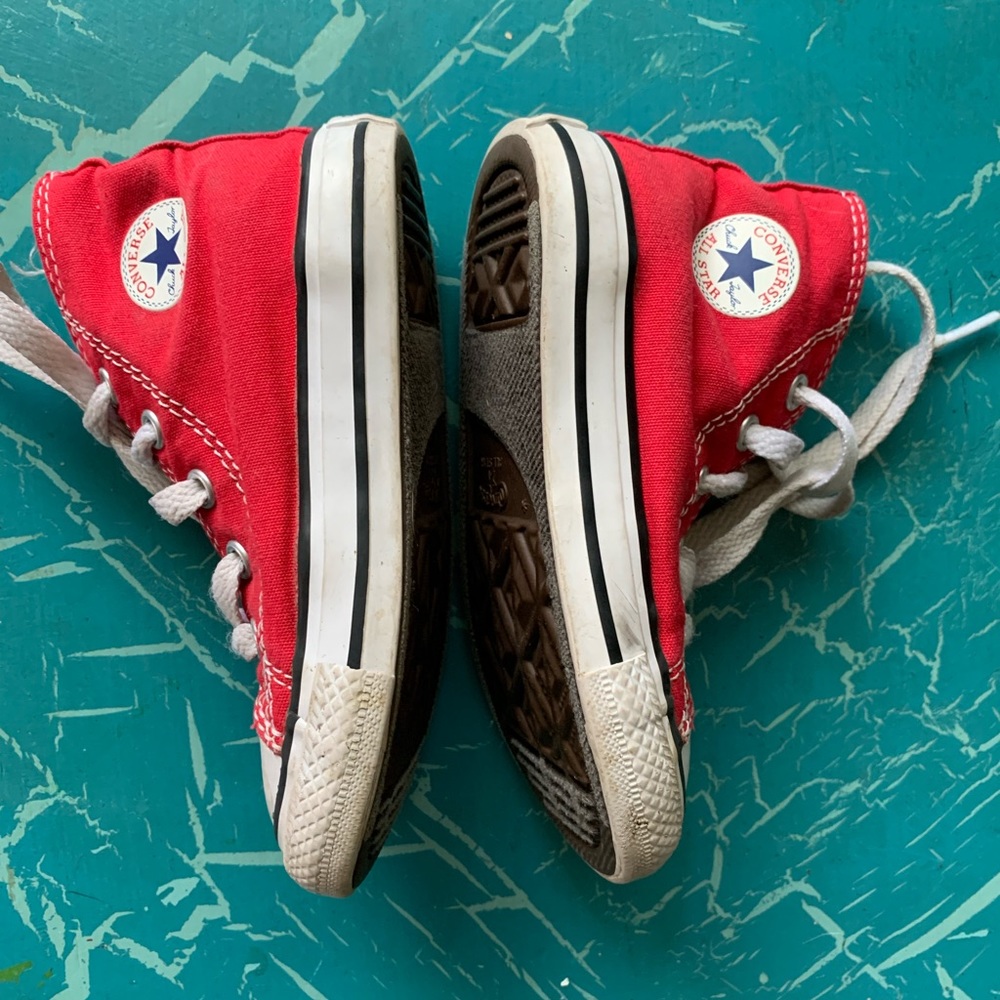 Converse red Kids chuck tailors